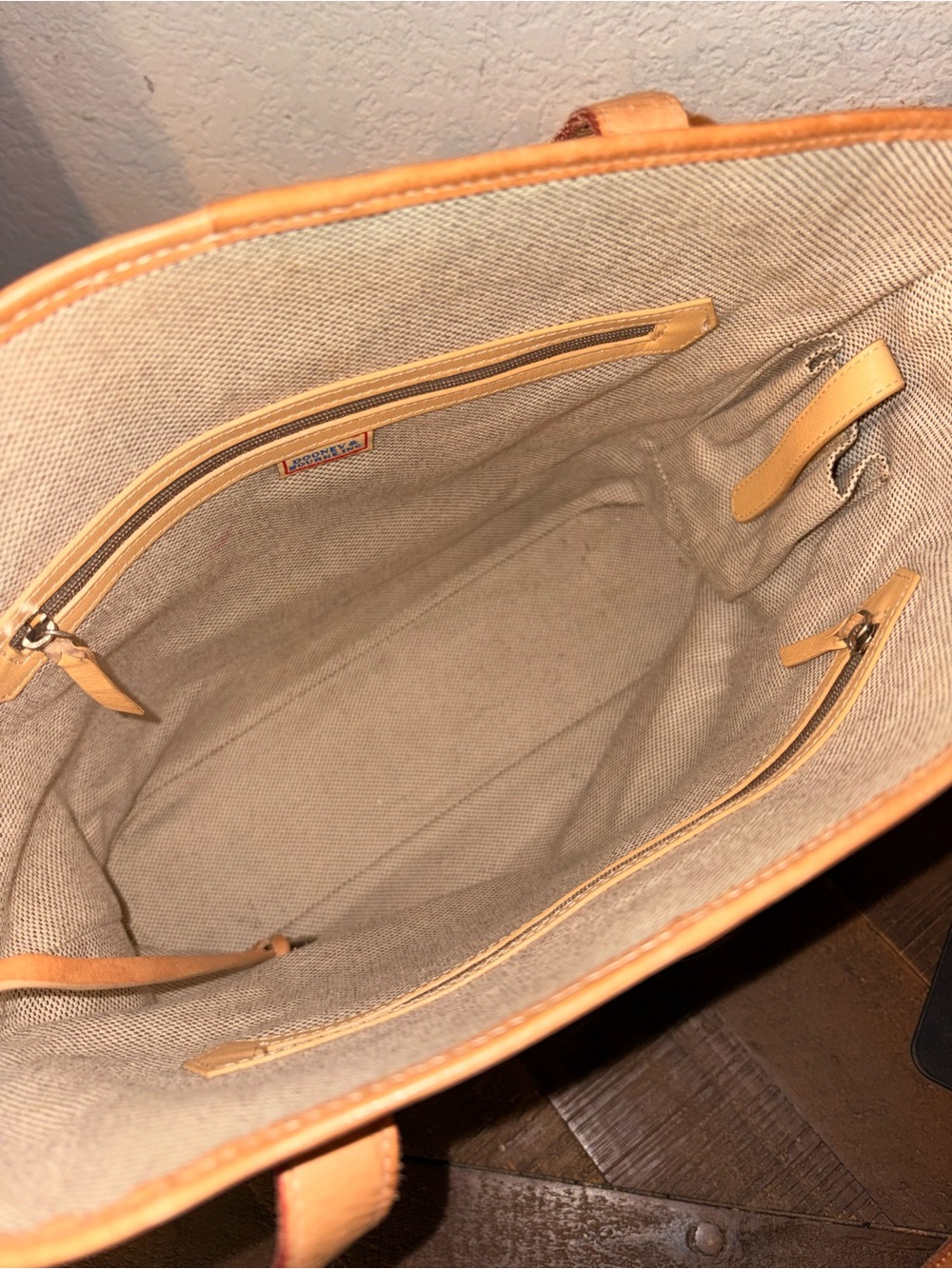 Dooney & Bourke Signature DB Canvas Shopper Tote Turn Lock Leather Trim Shoulder - Picture 7 of 10